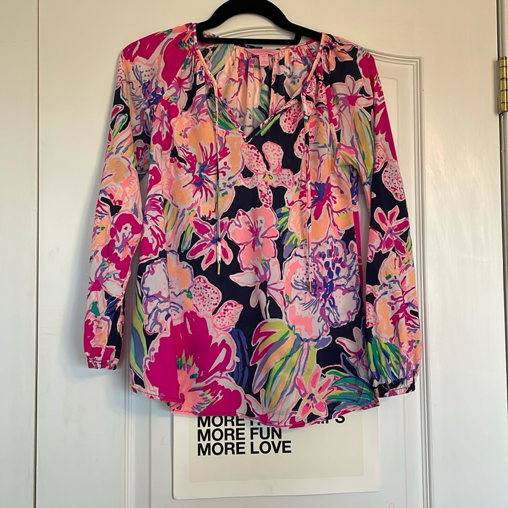 Lilly Pulitzer Willa Top in Tipping Point Navy Floral Size XXS